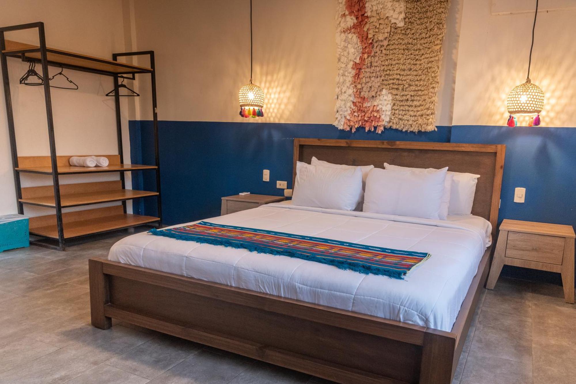 Slumber Party Montanita Hotel Bagian luar foto